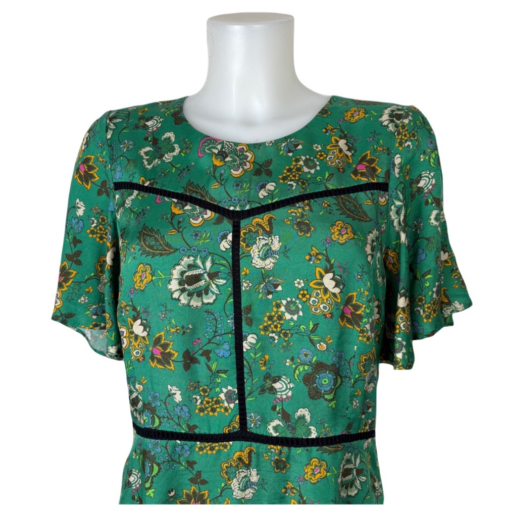 SET made in Europe Flirty Green Floral Short Dress - Picture 4 of 7